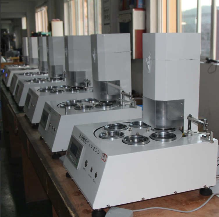 PPX Electric Automatic Button Making Machine.High speed, high volume production in 30 different sizes.